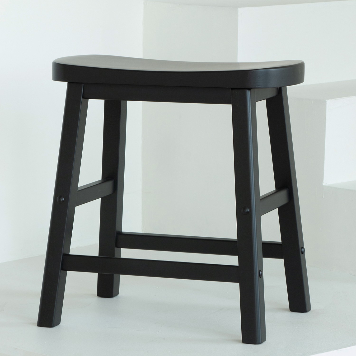 เก้าอี้บาร์ไม้ยางพารา MAAI DESIGN รุ่น YOKUSO สีดำ